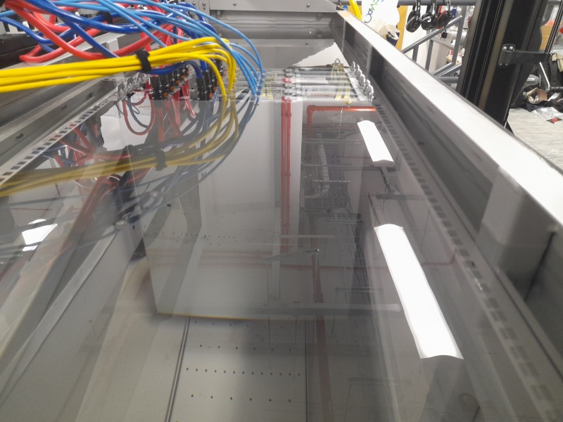 Servers in the immersion tank